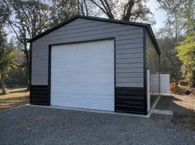 Standard garage structure in Cedar Rapids, featuring a large roll-up door and a modern design.