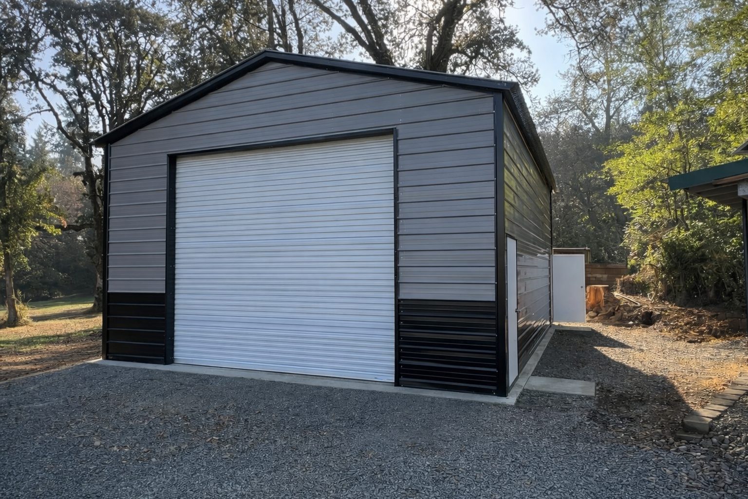 Standard garage structure in Cedar Rapids, featuring a large roll-up door and a modern design.