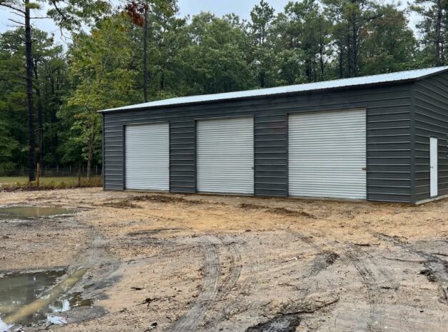 Bluebonnet College Station TX EXPANSIVE GARAGE