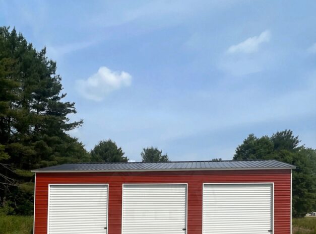 Bluebonnet Fairfield TX EXPANSIVE GARAGE