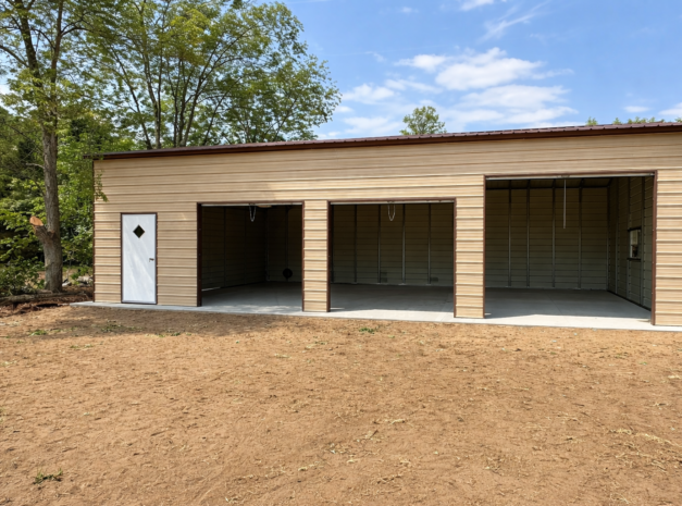 Bluebonnet Lampasas TX EXPANSIVE GARAGE