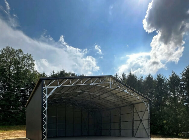 Scarlet Carnation Ohio MODIFIED CLEAR SPAN BUILDING